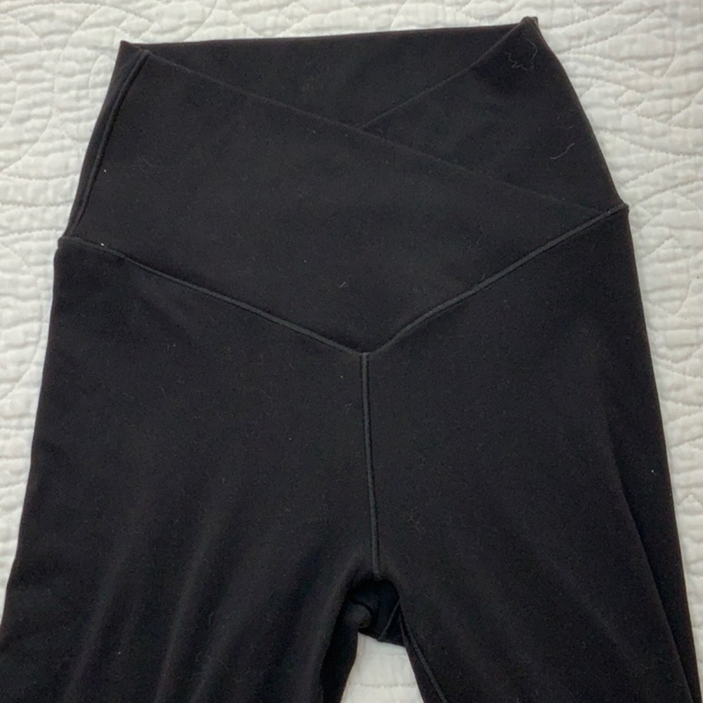 Black High-Waisted Bell Bottom Leggings